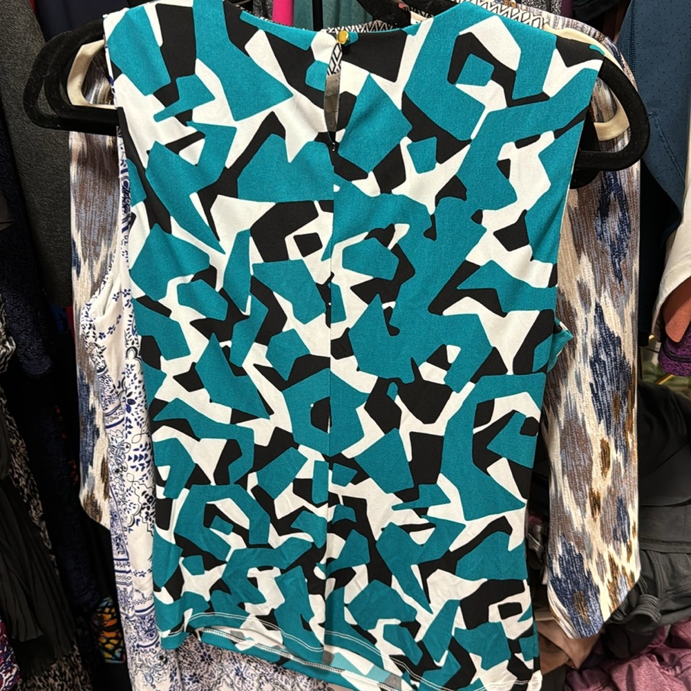 Calvin Klein Top - Picture 3 of 3